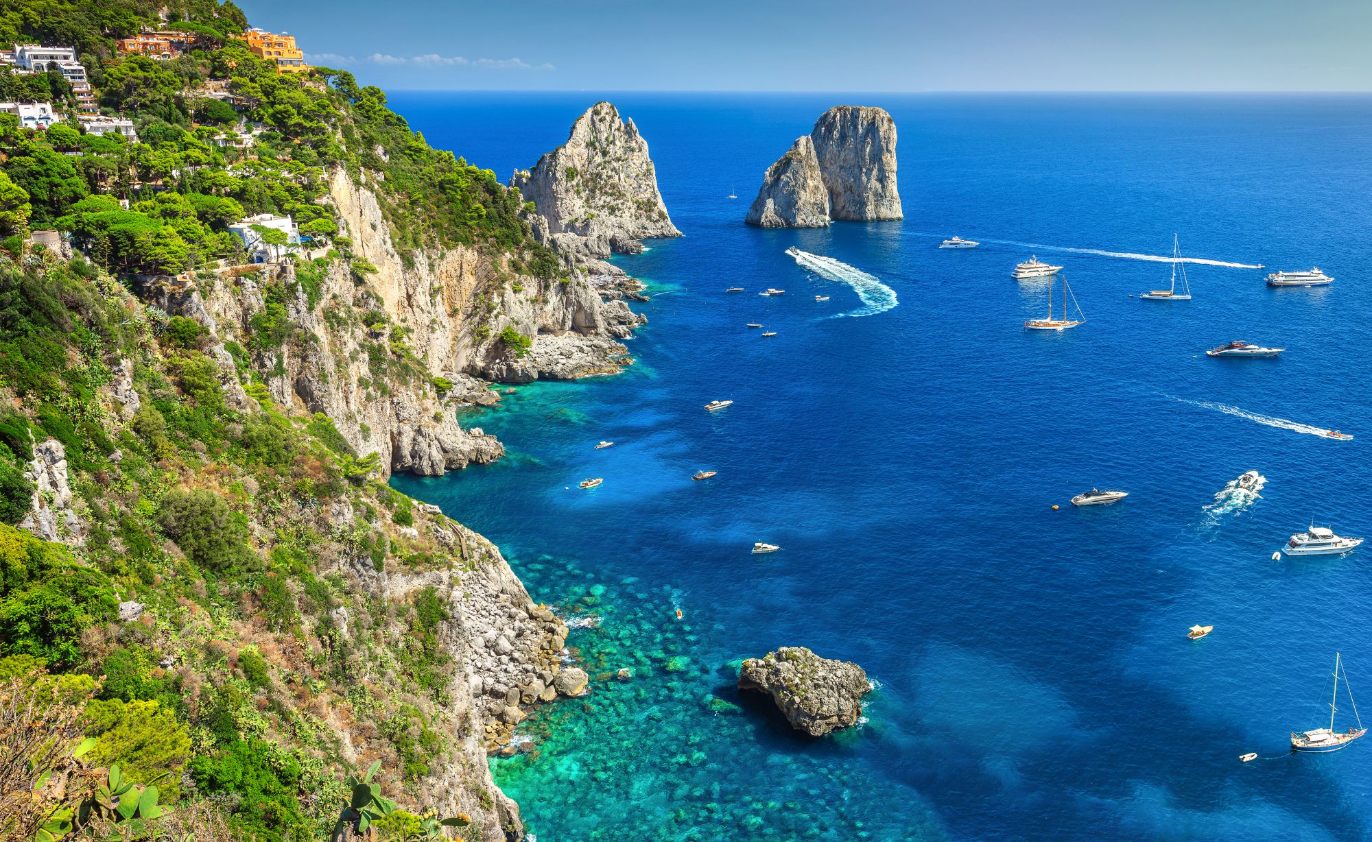 20210825130212-capri-campania-gettyimages-637818296-1